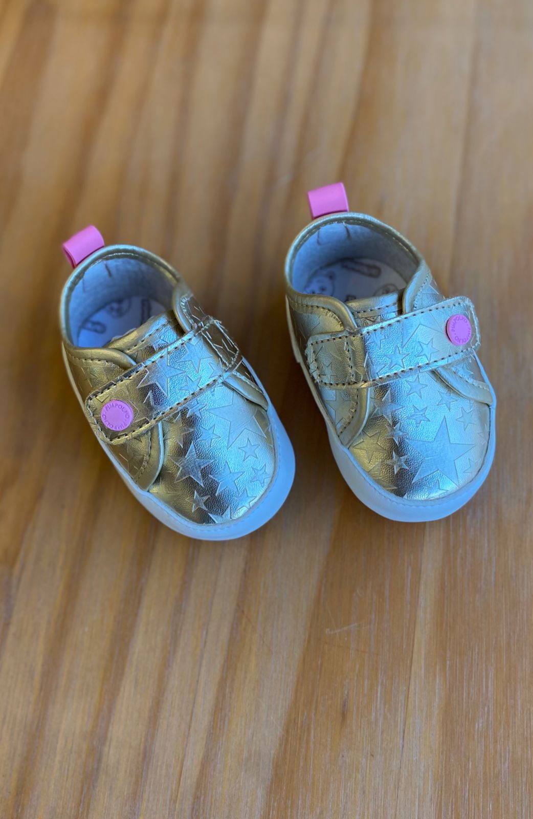 TÊNIS COM VELCRO ESTRELAS MENINA PIMPOLHO