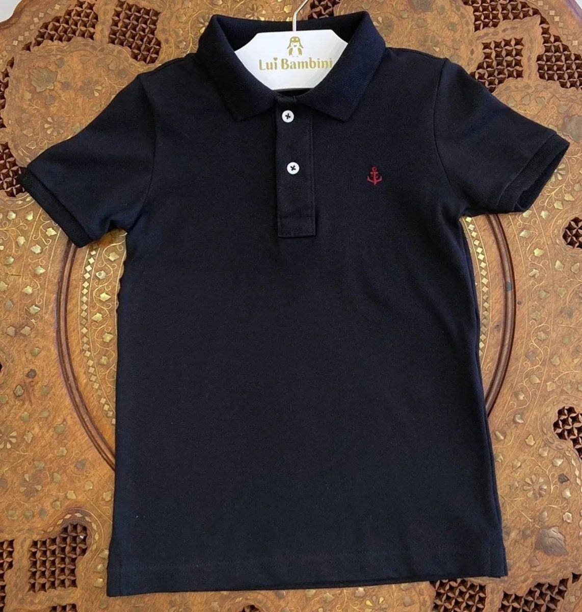 CAMISA MANGA CURTA POLO BÁSICA EM PIQUET COM BORDADO MENINO KING&JOE