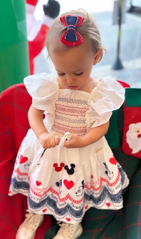 VESTIDO MANGA CURTA TRICOLINECOM BABADOS LAÇO MINNIE E MICKEY CORAÇÕES MENINA ANIME