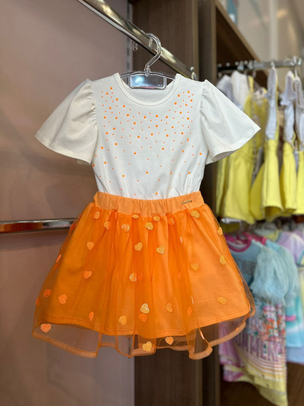 CONJUNTO BLUSA MANGA CURTA POÁ STRASS E SAIA TULE CORAÇÕES MENINA MOMI