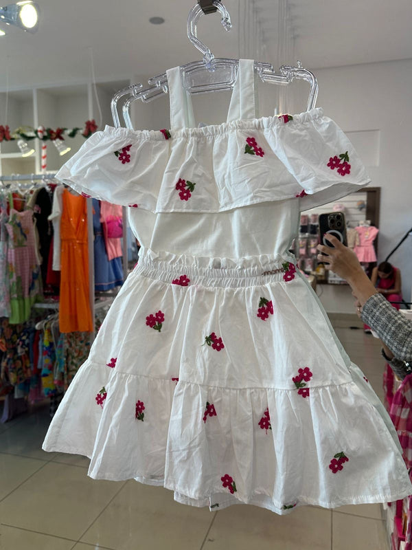 CONJUNTO BLUSA MANGA CURTA BABADOS ALÇA COM SAIA E FLORES BORDADAS MENINA MOMI