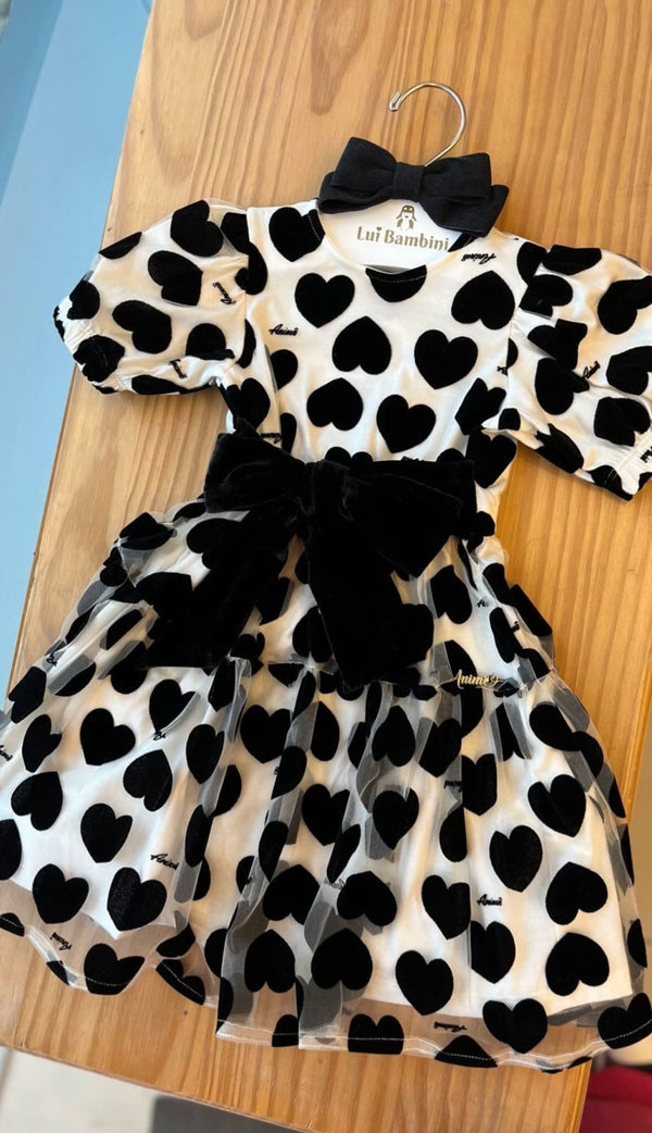 VESTIDO MANGA CURTA TULE CORAÇÕES POÁ COM LAÇO MENINA ANIMÊ